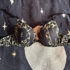 PINK Victoria's Secret Camo Leopard Bra